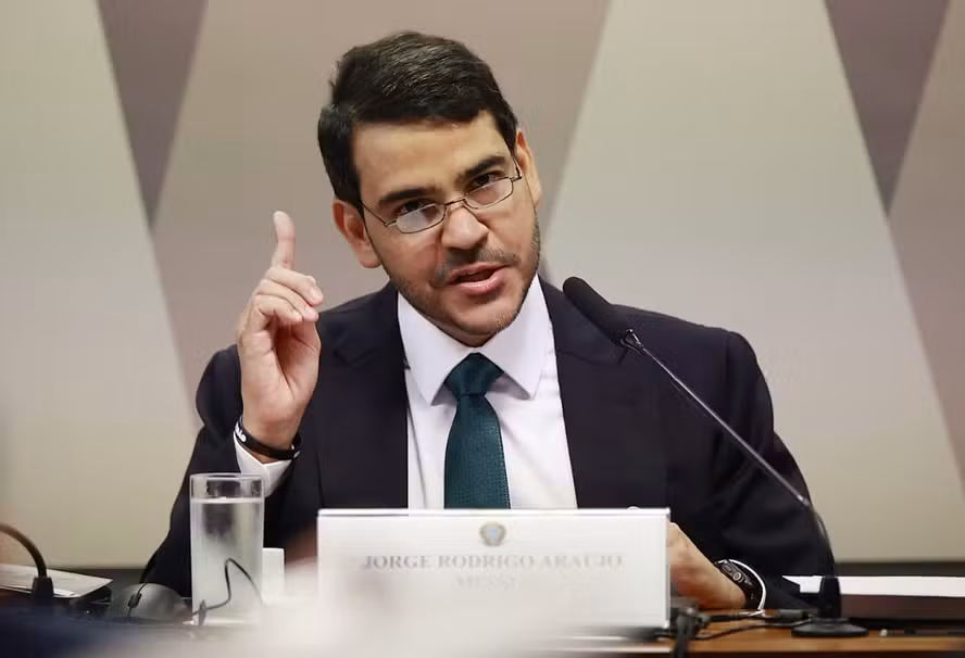 Sabatina de Jorge Messias para o STF começa no Senado