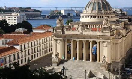 Sede do Legislativo fluminense, Palácio Tiradentes celebra centenário