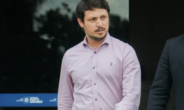 TJ revoga tornozeleira e mantém filho de Silval em regime aberto