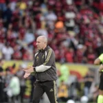 Leonardo Jardim assume culpa e lamenta empate em Flamengo x Vasco: “Entregamos o jogo”