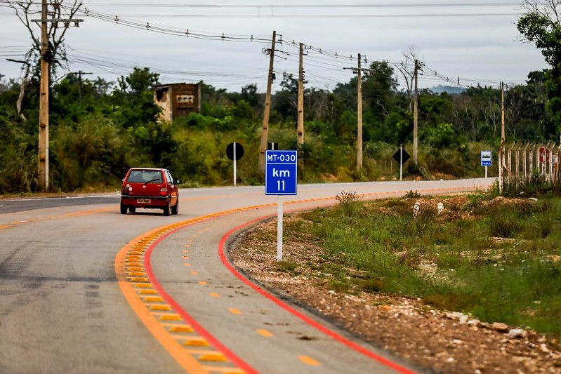 Governo de MT inaugura nova estrada entre Morada da Serra e Coxipó do Ouro