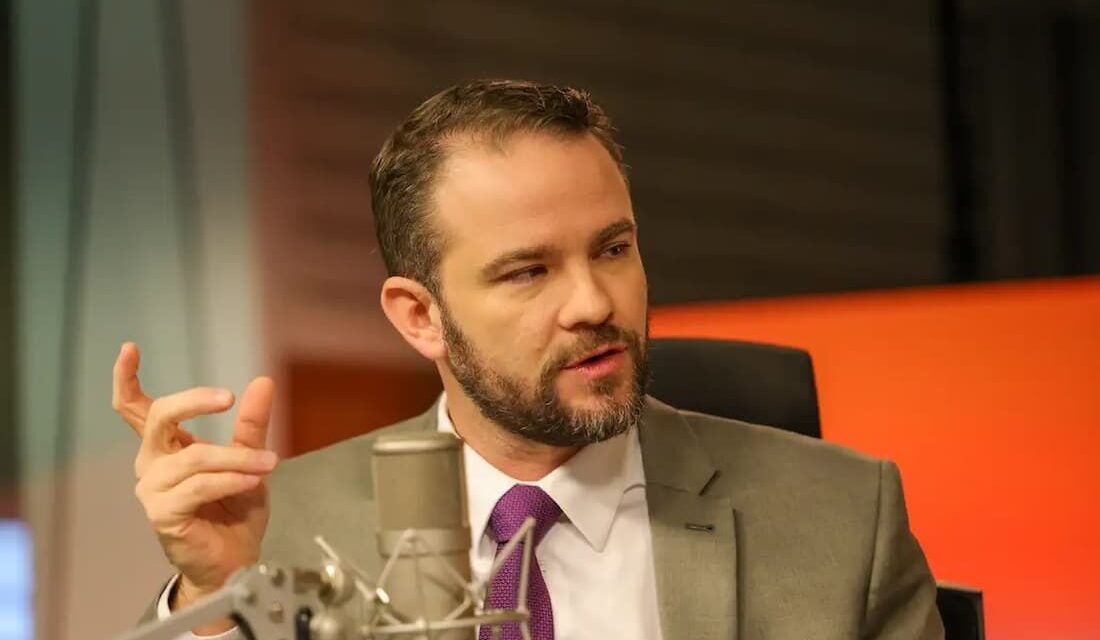 Durigan diz que Brasil está num bom caminho e prevê superávit este ano