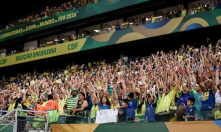 Lula libera servidores federais 3 horas antes dos jogos do Brasil na Copa