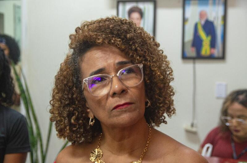 Justiça dá 15 dias para ex-vereadora se defender em ação por suposta rachadinha