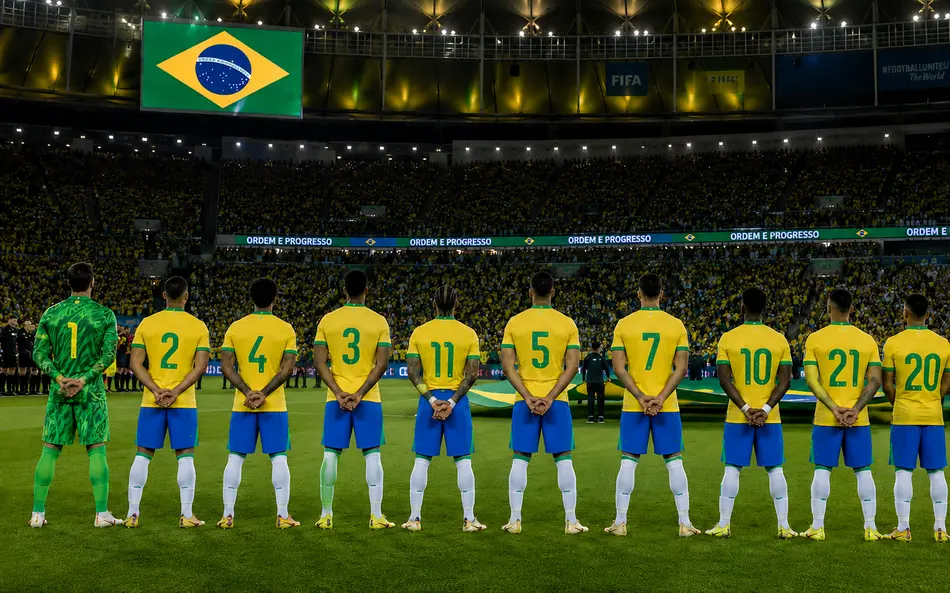 Brasil estreia na Copa do Mundo após ciclo de preparação tumultuado
