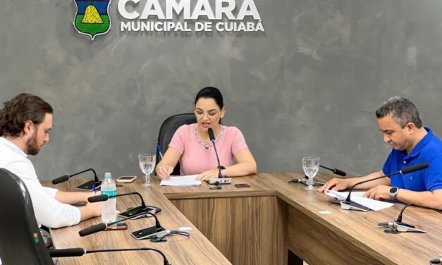 CCJR limpa a pauta e delibera sobre 30 matérias