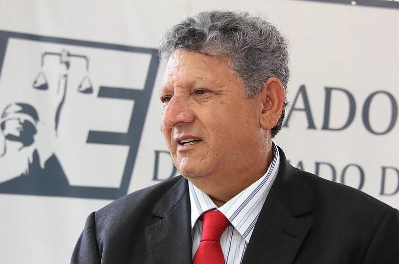 Desembargador afastado é denunciado por suposto prejuízo de R$ 2,3 milhões em disputa de fazenda