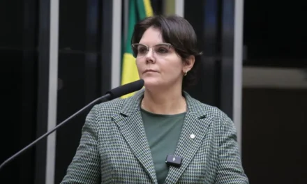 Coronel Fernanda denuncia ter recebido ameaça de morte e declara: “Não vão me calar”