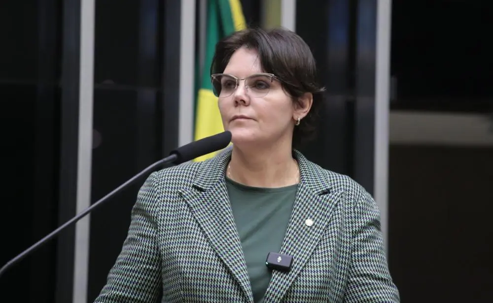 Coronel Fernanda denuncia ter recebido ameaça de morte e declara: “Não vão me calar”