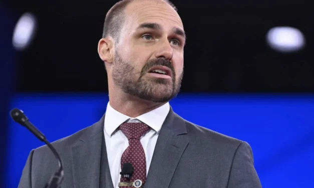 URGENTE: STF condena Eduardo Bolsonaro a 4 anos e 2 meses de prisão