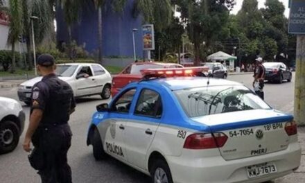 Em cinco dias, dois PMs do Rio morrem com tiros de fuzil na cabeça