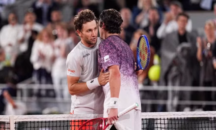 João Fonseca x Jakub Mensik em Roland Garros; veja horário e onde assistir