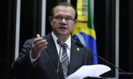 Após fala de Botelho, Fagundes reitera pré-candidatura e pede ‘força divina’ para campanha