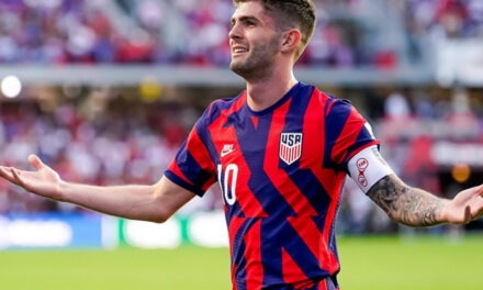 ESTADOS UNIDOS VENCE E AVANÇA.