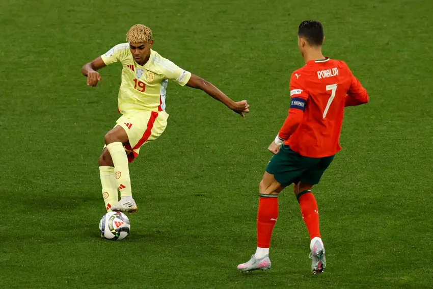 ESPANHA VENCE PORTUGAL E AVANÇA.