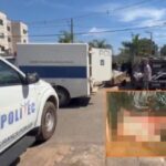 Bebê encontrada em lixeira nasceu com vida e morreu após parto, aponta Polícia Civil