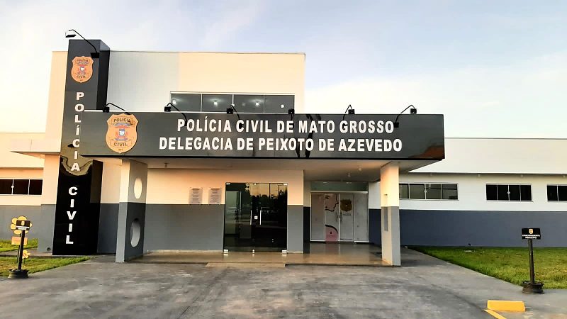 Juiz condena delegado e investigador por transformar delegacia em “balcão de negócios”